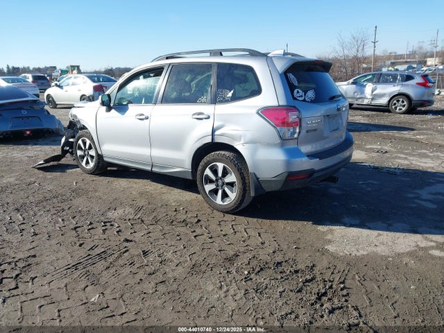 Subaru Forester 2.5i Premium 2017 JF2SJAGCXHH555662 Image 3