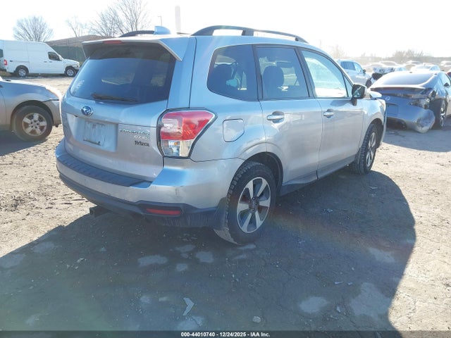 Subaru Forester 2.5i Premium 2017 JF2SJAGCXHH555662 Image 4