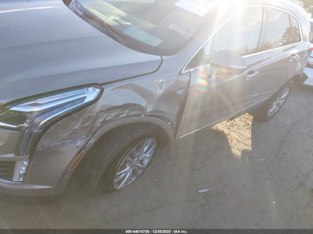 2022 CADILLAC XT5 1GYKNDRS2NZ164157 Photo 5