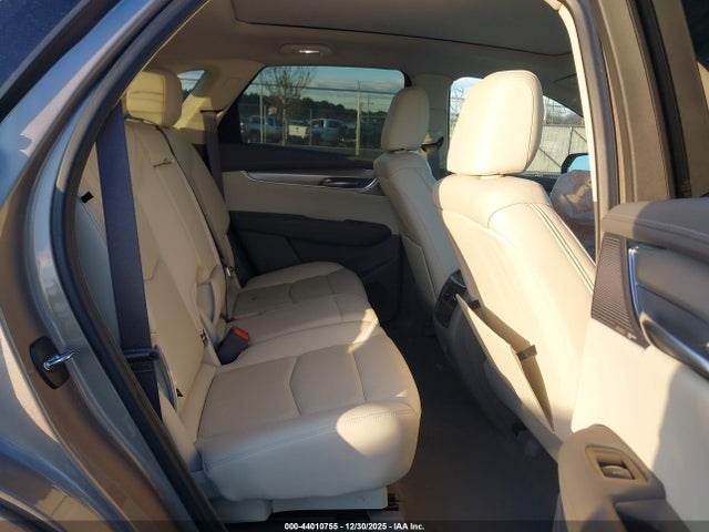 2022 CADILLAC XT5 1GYKNDRS2NZ164157 Photo 7