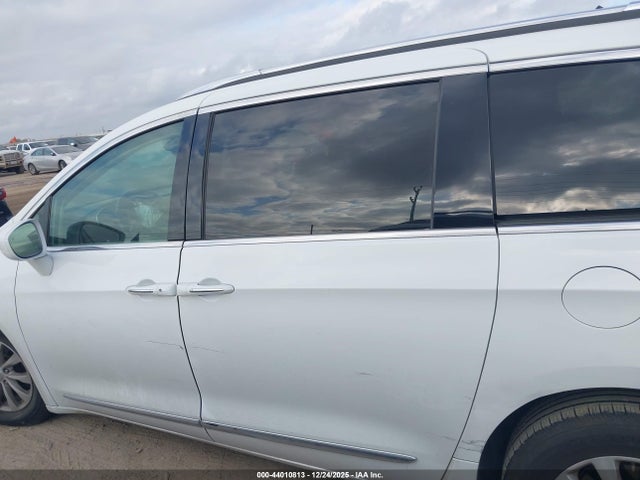 Chrysler Pacifica Touring L 2019 2C4RC1BG7KR608993 Image 14