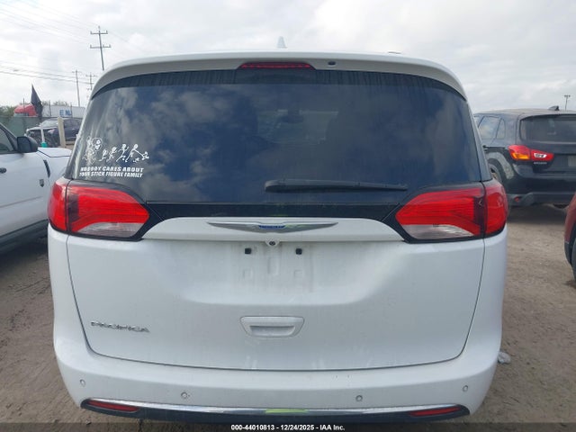 Chrysler Pacifica Touring L 2019 2C4RC1BG7KR608993 Image 16