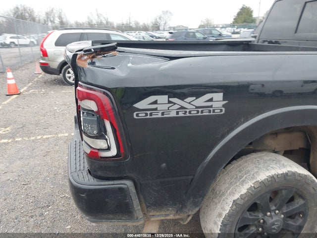 2019 Ram 2500 Laramie  4x4 6'4 Box მანქანა იყიდება აუქციონზე, vin: 3C6UR5FJ1KG521111, აუქციონის ნომერი: 44010835