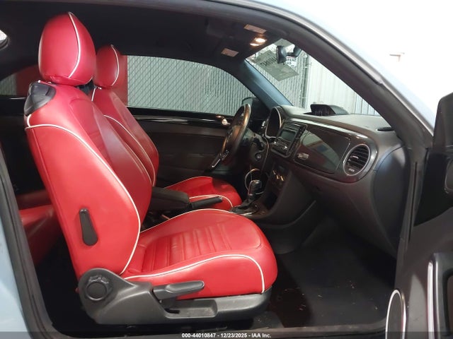 3VWVS7AT9EM616590 Volkswagen Beetle 2.0t R-line