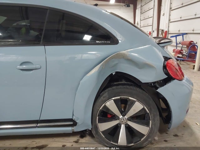 3VWVS7AT9EM616590 Volkswagen Beetle 2.0t R-line