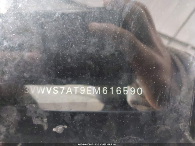 3VWVS7AT9EM616590 Volkswagen Beetle 2.0t R-line