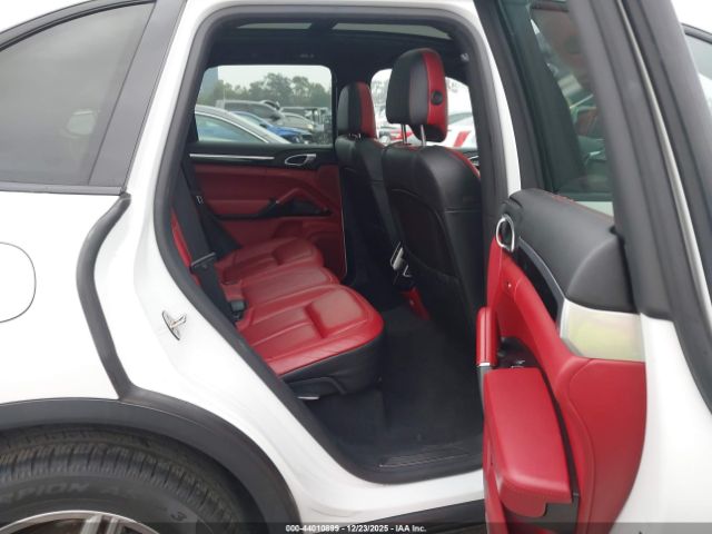 2016 PORSCHE CAYENNE WP1AA2A28GKA37257 Photo 7