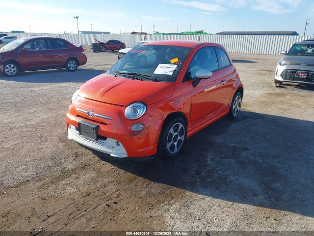 2017 FIAT 500E 3C3CFFGE8HT575773 Photo 1