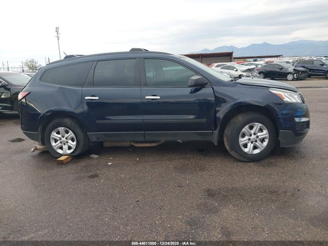 Chevrolet Traverse Ls 2015 1GNKRFED6FJ221982 Image 13