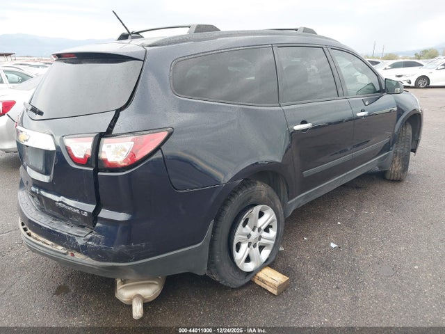 Chevrolet Traverse Ls 2015 1GNKRFED6FJ221982 Image 4