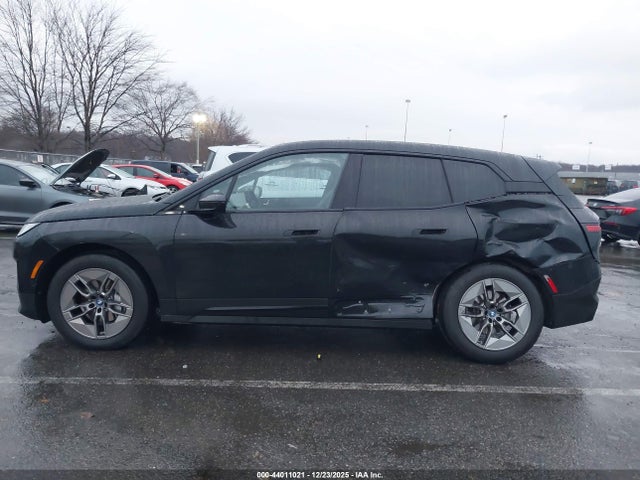 BMW Ix Xdrive50 2023 WB523CF09PCL15523 Image 14