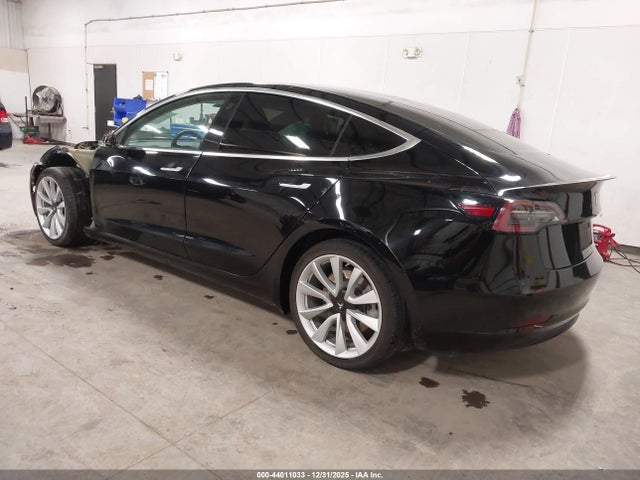 2020 TESLA MODEL 3 5YJ3E1EB7LF622339 Photo 2