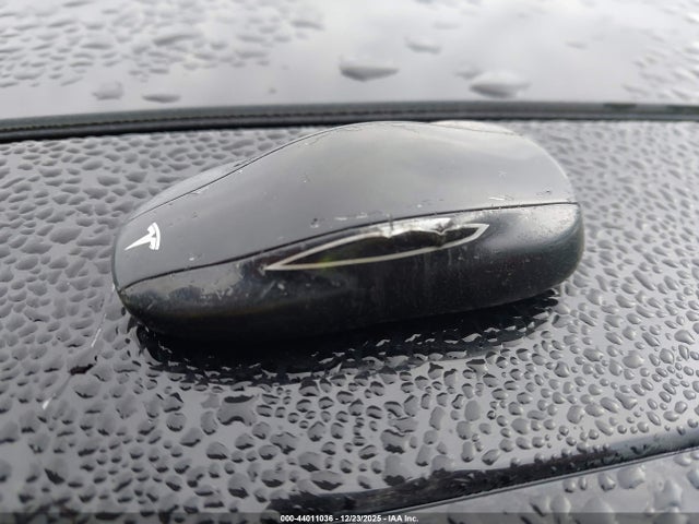 2014 TESLA MODEL S 5YJSA1H17EFP48892 Photo 10