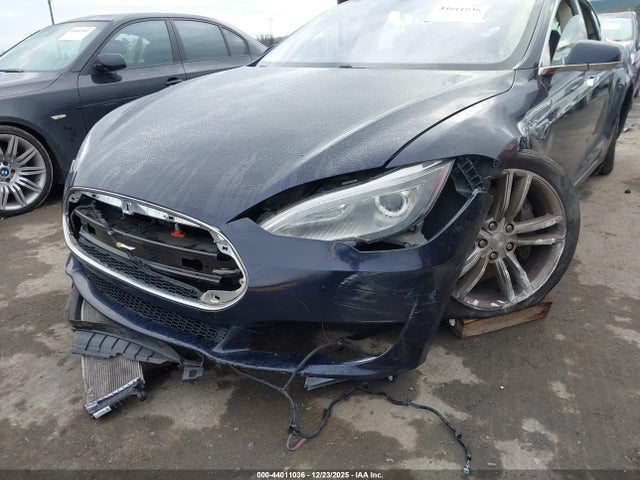 2014 TESLA MODEL S 5YJSA1H17EFP48892 Photo 5