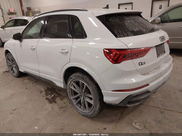 2024 AUDI Q3 WA1EECF34R1141276 Photo 2