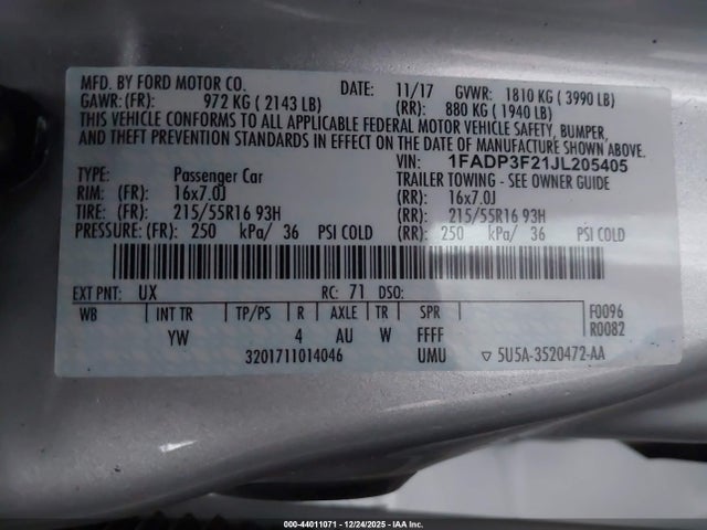 1FADP3F21JL205405 Ford FOCUS SE