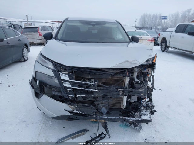 5N1BT3AB5RC706857 Nissan Rogue S Intelligent Awd