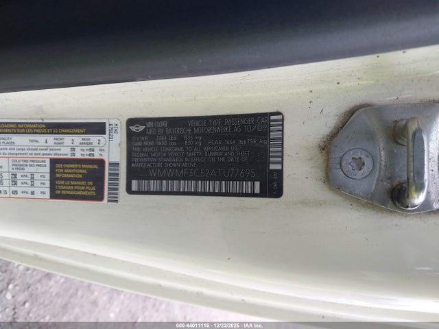 2010 MINI COOPER WMWMF3C52ATU77695 Photo 8