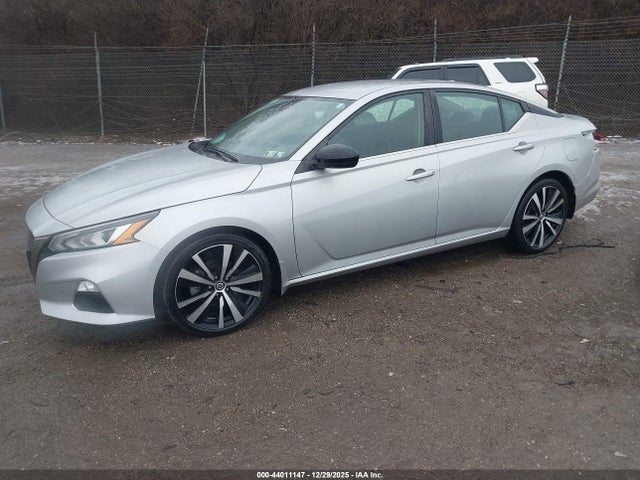 1N4BL4CV7NN386415 Nissan Altima Sr Fwd
