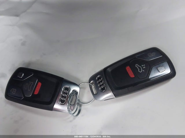 2019 AUDI A4 WAUGMAF42KN011345 Photo 10