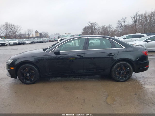 44011154 :رقم المزاد ، WAUGMAF42KN011345 vin ، 2019 Audi A4 40 Premium/40 Titanium Premium مزاد بيع