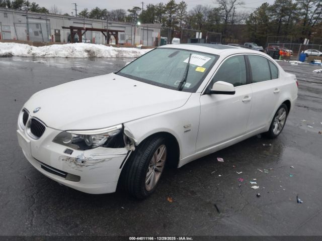 2010 BMW 528I WBANV1C5XAC388517 Photo 1