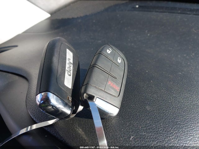 Aukcja sprzedaży 2018 Jeep Renegade Latitude Fwd, vin: ZACCJABB8JPJ20992, numer aukcji: 44011167