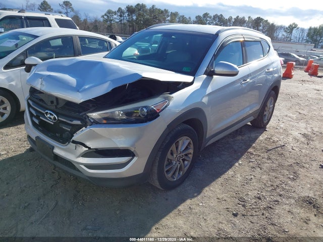 Hyundai TUCSON SEL 2018 KM8J3CA48JU693551 Image 2