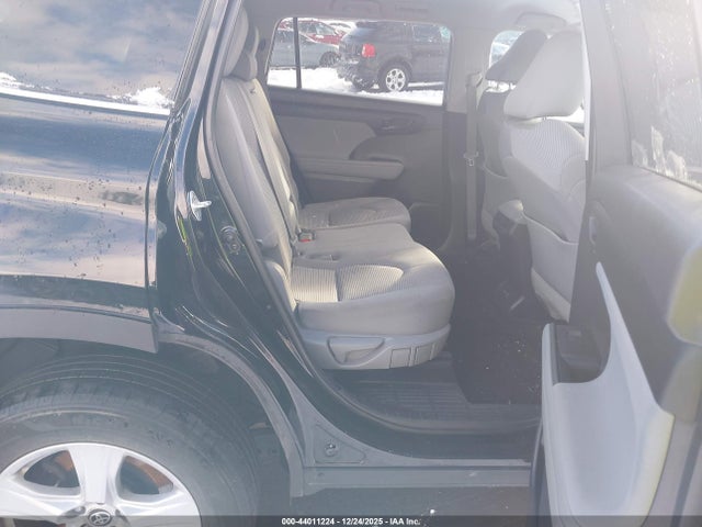 5TDCZRBH7MS133481 Toyota Highlander L