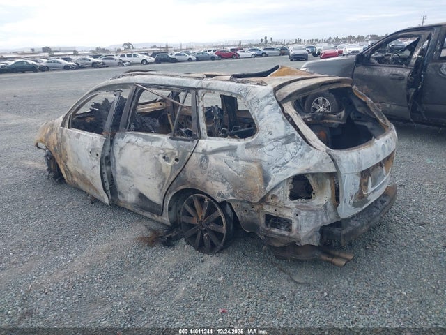 2010 VOLKSWAGEN JETTA 3VWTL7AJ6AM636812 Photo 2