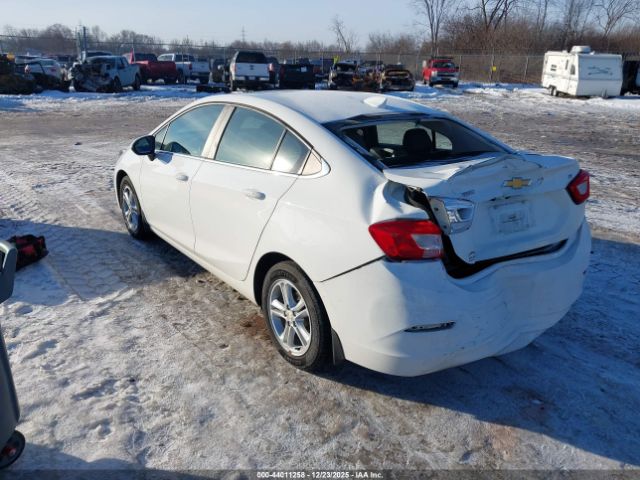 2017 CHEVROLET CRUZE 3G1BE5SM7HS567746 Photo 2