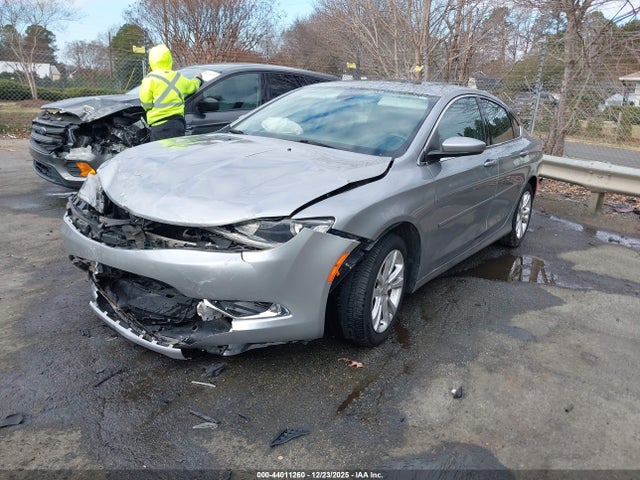 44011260 :رقم المزاد ، 1C3CCCAB7FN536823 vin ، 2015 Chrysler 200 Limited مزاد بيع