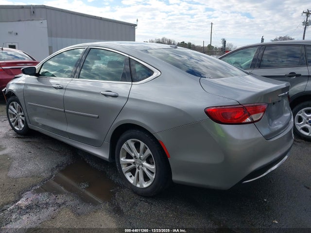 44011260 :رقم المزاد ، 1C3CCCAB7FN536823 vin ، 2015 Chrysler 200 Limited مزاد بيع