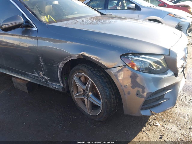 2017 Mercedes-benz E 300 მანქანა იყიდება აუქციონზე, vin: WDDZF4JB5HA230206, აუქციონის ნომერი: 44011273
