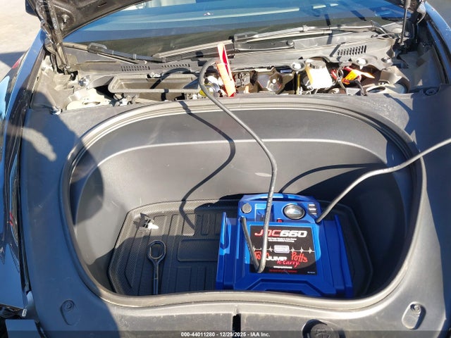 2025 TESLA MODEL 3 5YJ3E1EA7SF016819 Photo 9