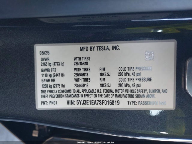 2025 TESLA MODEL 3 5YJ3E1EA7SF016819 Photo 8