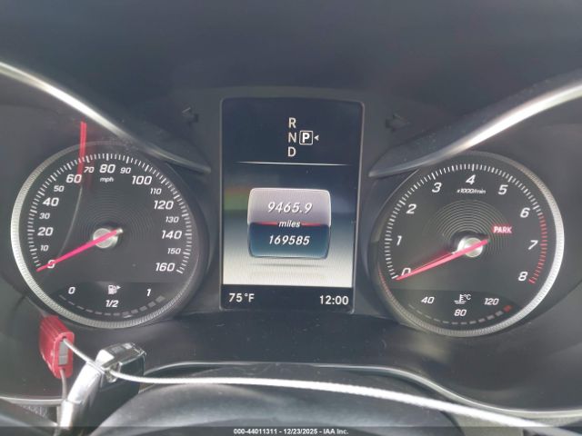 2015 MERCEDES-BENZ C 300 55SWF4KB6FU015318 Photo 6