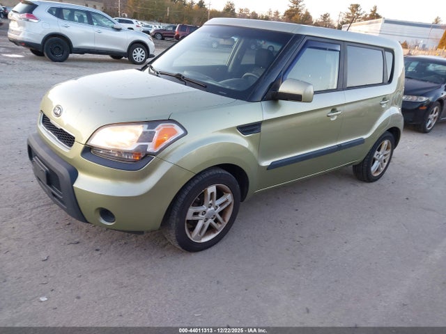 Продаж на аукціоні авто 2011 Kia Soul +, vin: KNDJT2A27B7205459, номер лоту: 44011313