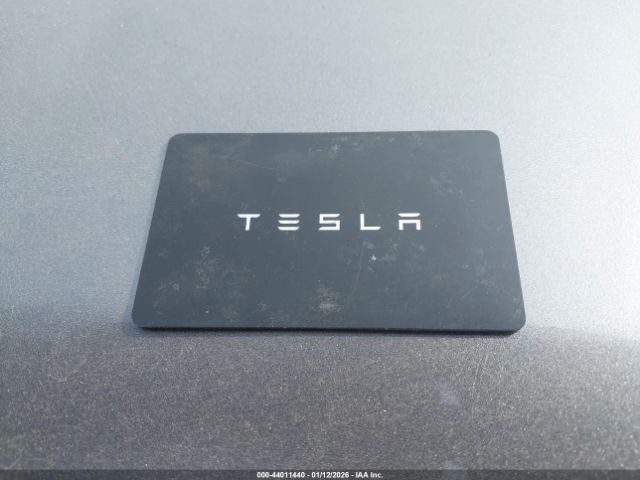 2020 TESLA MODEL Y 5YJYGDEEXLF052767 Photo 10