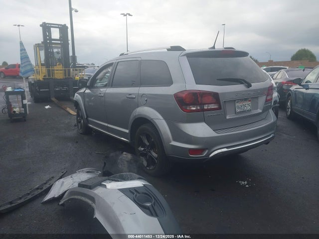 Dodge Journey Crossroad 2020 3C4PDCGB0LT271580 Image 3