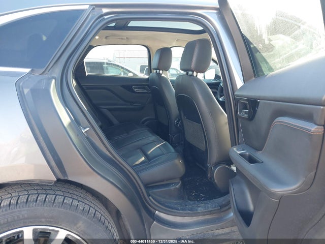 2019 JAGUAR F-PACE SADCK2FX9KA361476 Photo 7