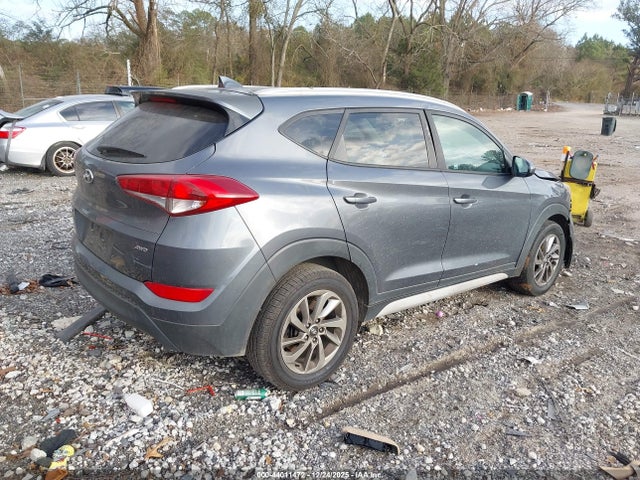 KM8J3CA44JU748478 Hyundai TUCSON SEL