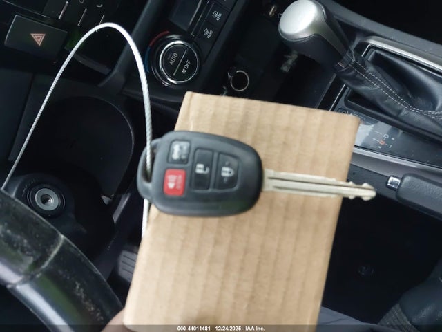 Toyota Corolla S Plus 2014 2T1BURHE8EC018356 Image 11