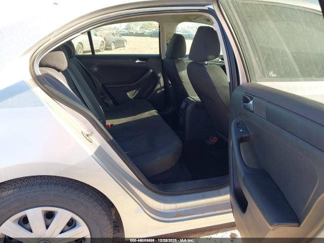 3VW167AJ8GM293587 Volkswagen Jetta 1.4t S