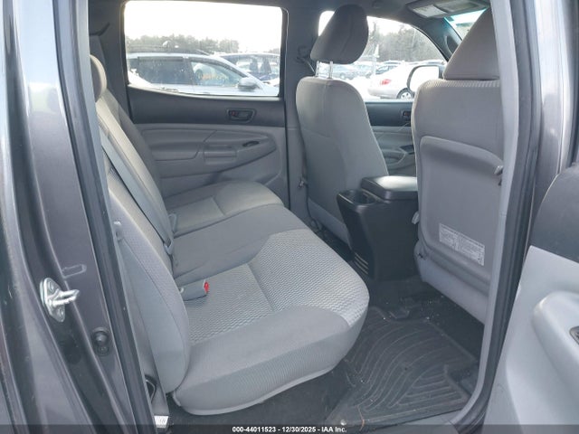 5TFLU4EN0EX098409 Toyota Tacoma Base V6