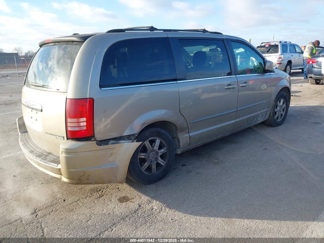 2009 CHRYSLER TOWN & COUNTRY 2A8HR54109R604006 Photo 3
