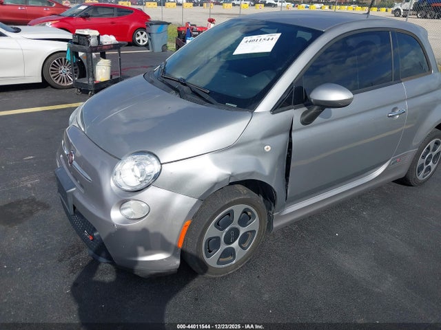 2015 FIAT 500E 3C3CFFGE3FT732896 Photo 5