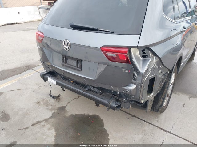 3VV3B7AX5JM107203 Volkswagen Tiguan 2.0t Se/2.0t Sel