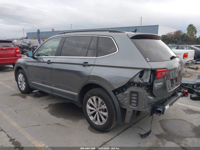 3VV3B7AX5JM107203 Volkswagen Tiguan 2.0t Se/2.0t Sel