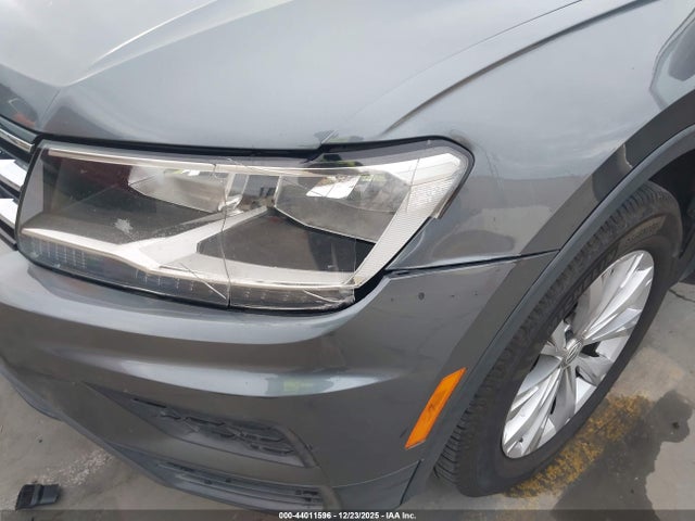 3VV3B7AX5JM107203 Volkswagen Tiguan 2.0t Se/2.0t Sel